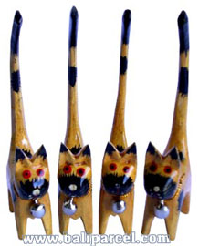 Wooden Cat Set Of 4 With Painted, Hand Carved From Albesia Wood