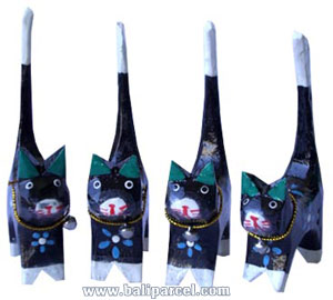 Wooden Cat Set Of 4 With Painted, Hand Carved From Albesia Wood