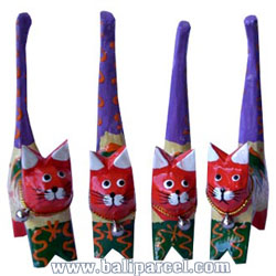 Wooden Cat Set Of 4 With Painted, Hand Carved From Albesia Wood