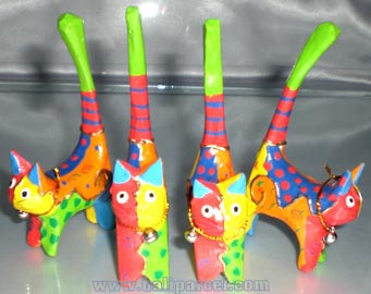 Wooden Cat Set Of 4 With Painted, Hand Carved From Albesia Wood