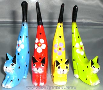 Wooden Cat Set Of 4 With Painted, Hand Carved From Albesia Wood