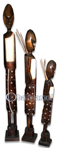 Alien Statue Set Of 3, Handcarved From Albesia Wood