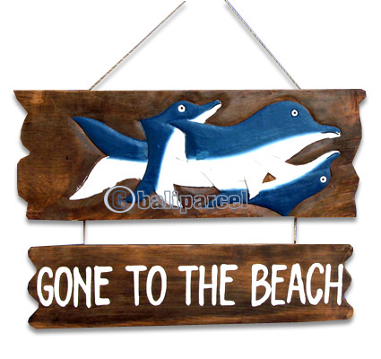 Beach Wallhanging (can Request The Text On Board).