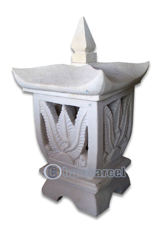 Garden Lamp Stone Carving
