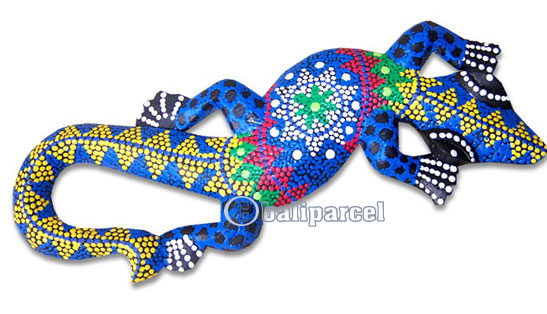 Singel Gecko Dot Art Wall Plaque, Handcarved From Albesia Wood