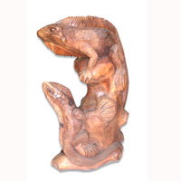 Wooden Two Iguana, Hand Carved From Suar Wood