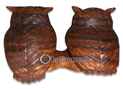 Wooden Two Owls, Hand Carved From Suar Wood