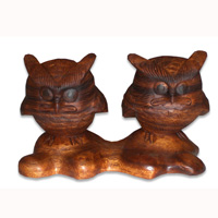 Wooden Two Owls, Hand Carved From Suar Wood