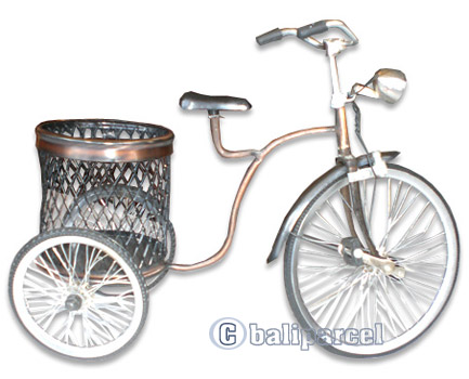 Miniatur Art Bike, Handmade From Metal