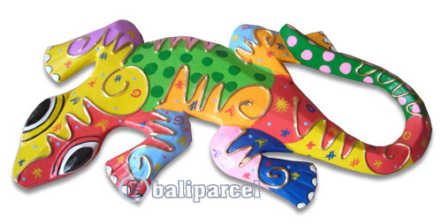 Singel Gecko Wall Plaque With Crazy Color, Handcarved From Albesia Wood  
