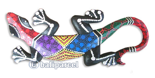 Singel Gecko Dot Art Wall Plaque, Handcarved From Albesia Wood  