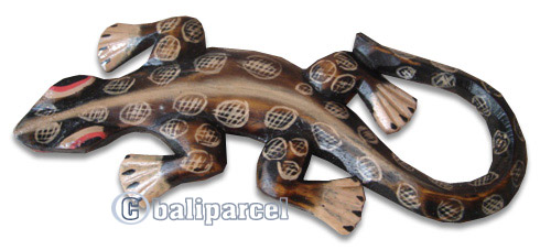 Singel Gecko Wall Plaque, Handcarved From Albesia Wood  