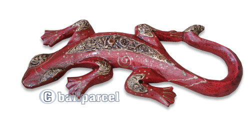 Singel Gecko Wall Plaque, Handcarved From Albesia Wood  