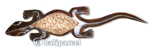 Singel Gecko Wall Plaque, Handcarved From Albesia Wood  