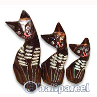Wooden Cat Set Of 3 With Painted, Hand Carved From Albesia Wood