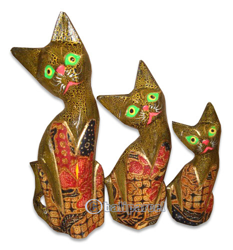 Wooden Cat Set Of 3 With Painted, Hand Carved From Albesia Wood