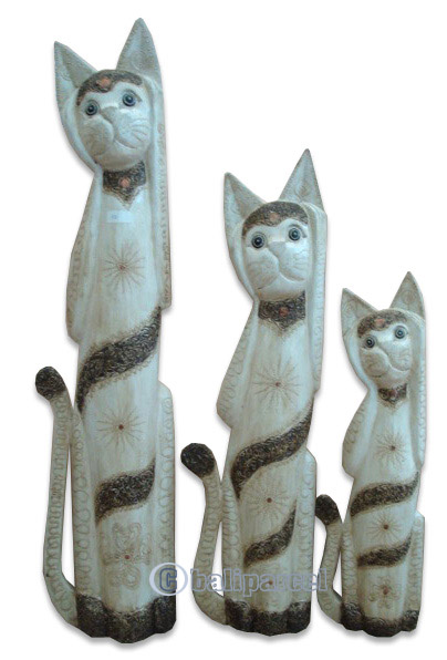Wooden Cat Set Of 3 With Painted, Hand Carved From Albesia Wood