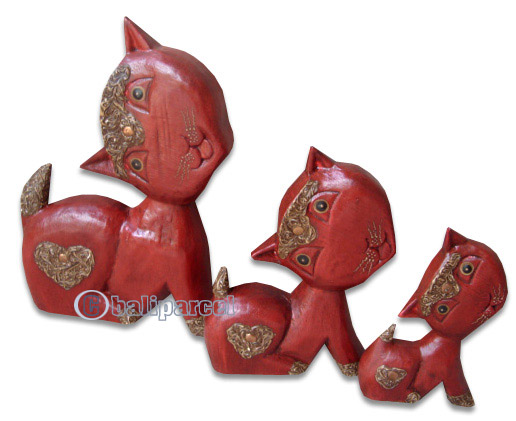 Wooden Cat Set Of 3 With Painted, Hand Carved From Albesia Wood