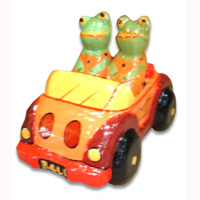 Wooden Miniatur Car With Frog, Handcarved From Albesia Wood
