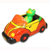 Wooden Miniatur Car With Frog, Handcarved From Albesia Wood