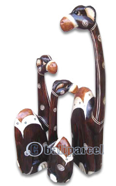 Wooden Sitting Camel Set Of 3, Hand Carved From Albesia Wood