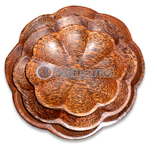 Wooden Fruits Plater, Hand Carved From Coconut Wood