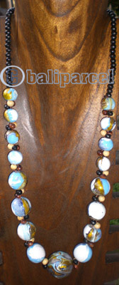 Necklace Wooden With Glass Beads