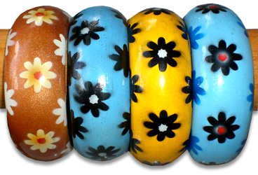 Bangle Wooden With Hanpainted