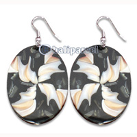 Earring From Resin With Shell
