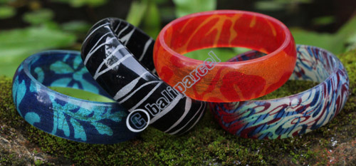 Bangle, Made From Resin With Batik (assorted Color)