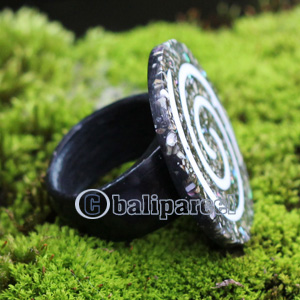Ring, Made From Resin With Shell