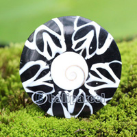 Ring, Made From Resin With Shell