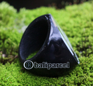 Ring, Made From Resin With Shell