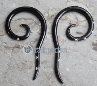 Pair Of Organic Body Piercing, Handmade With Horn