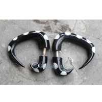 Pair Of Organic Body Piercing, Handmade With Horn