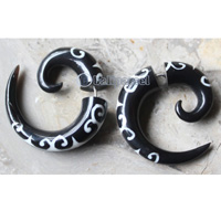 Pair Of Organic Body Piercing, Handmade With Horn