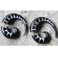 Pair Of Organic Body Piercing, Handmade With Horn
