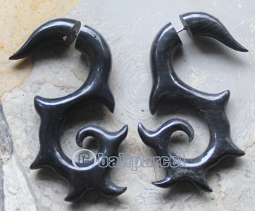 Pair Of Organic Body Piercing, Handmade With Horn