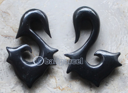 Pair Of Organic Body Piercing, Handmade With Horn