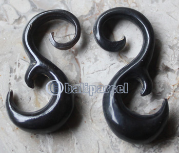 Pair Of Organic Body Piercing, Handmade With Horn
