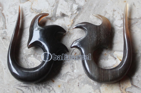 Pair Of Organic Body Piercing, Handmade With Horn