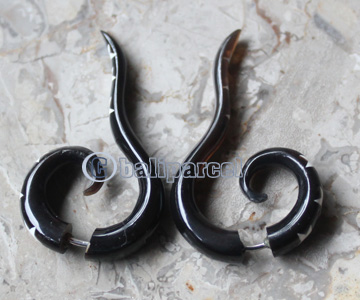 Pair Of Organic Body Piercing, Handmade With Horn
