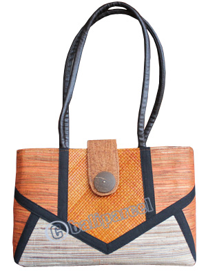 Natural Hand Bag