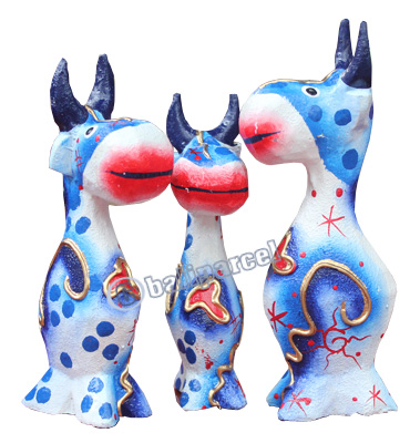 Wooden Cow Set Of 3 With Dot Art Painted, Hand Carved From Albesia Wood