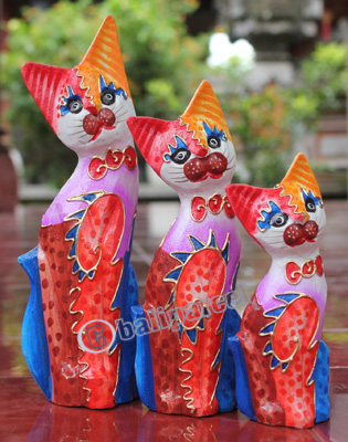 Wooden Cat Set Of 3 With Dot Art Painted, Hand Carved From Albesia Wood