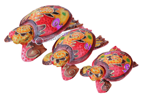 Wooden Turtle Astray, Hand Carved From Albesia Wood  