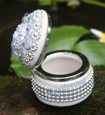 Ceramic Jewelry Box