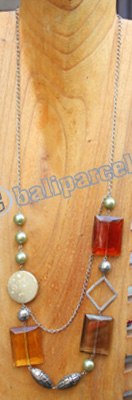 Necklace, Made From Mutiara, Metal With Christal