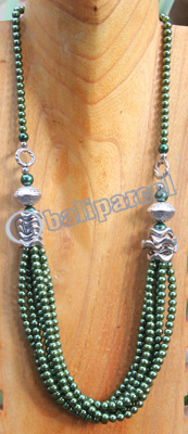 Necklace, Made From Metal With Mutiara