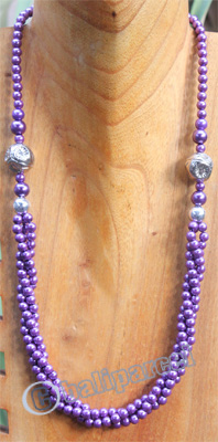 Necklace, Made From Metal With Mutiara